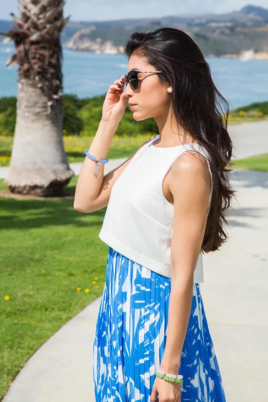 Blue white maxi dress for the beach - Visit Stylishlyme.com for more outfit inspiration and style tips