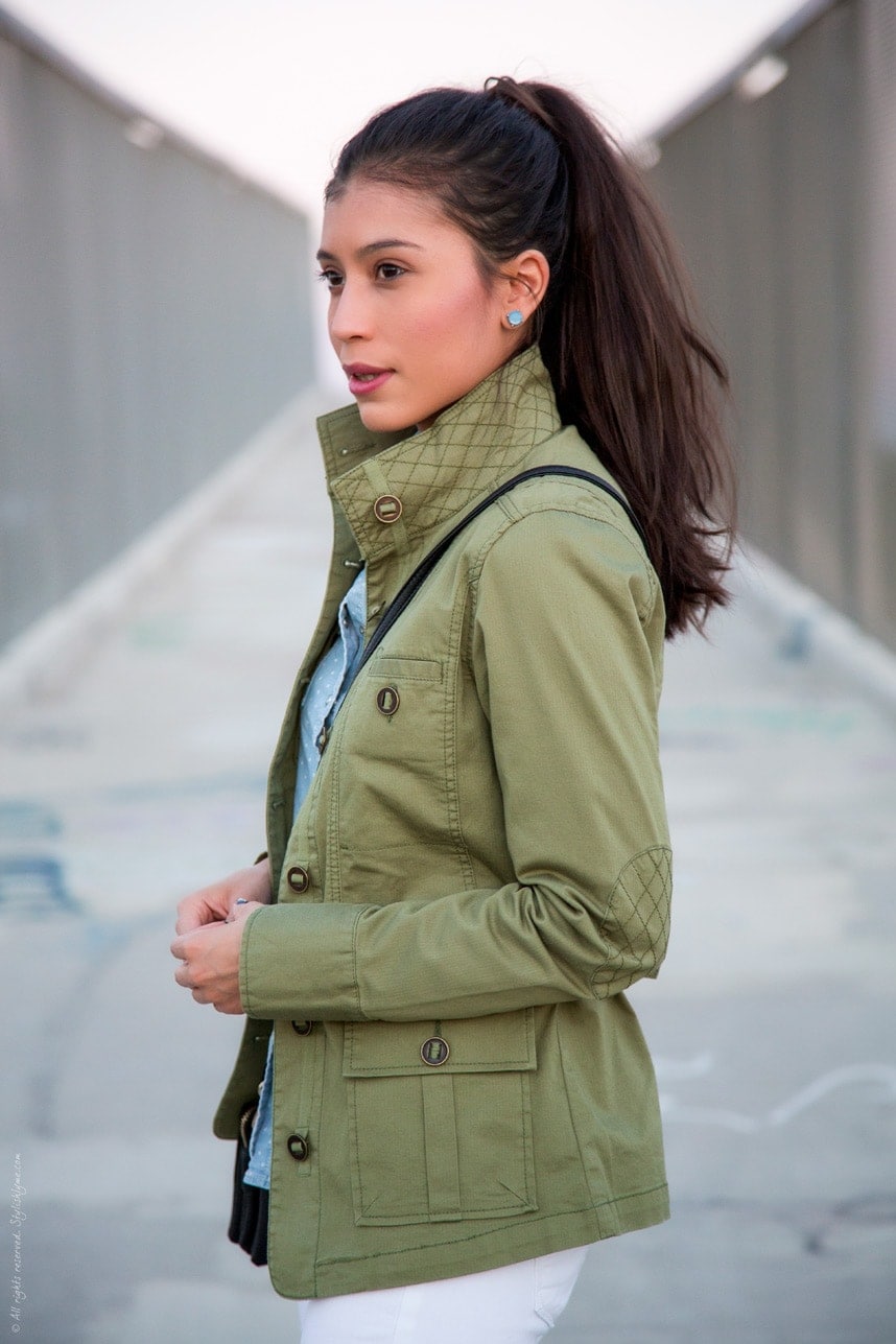 Green Military Jacket for Fall - Visit Stylishlyme.com for more outfit inspiration and style tips