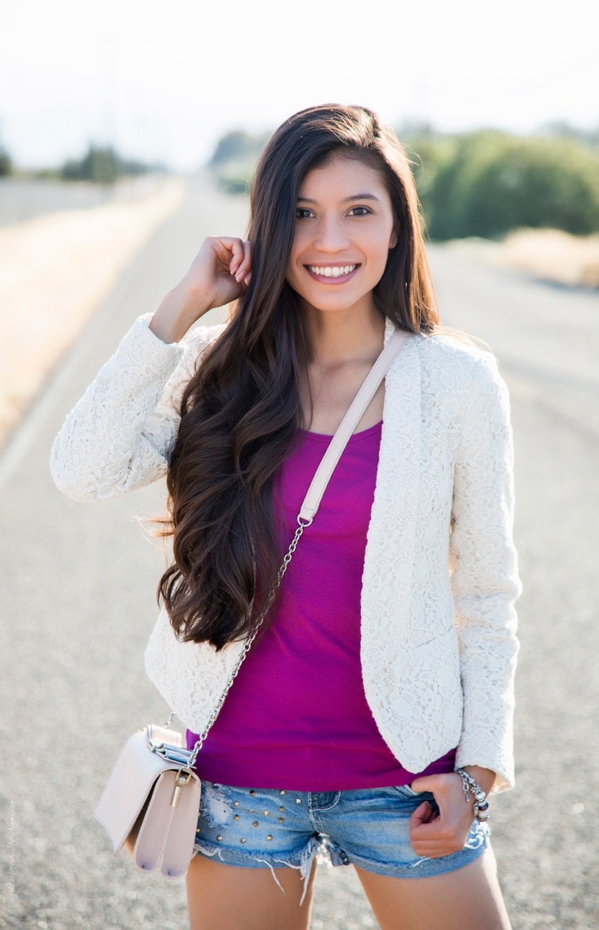 How to wear bright fuchsia in a summer outfit- Visit Stylishlyme.com for more photos and style tips