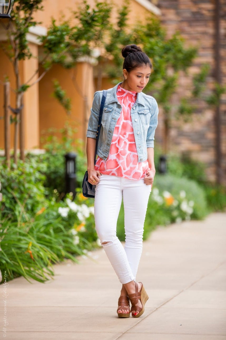 Napa Valley Outfit for wine tasting  - visit stylishlyme.com for more photos and style inspiration