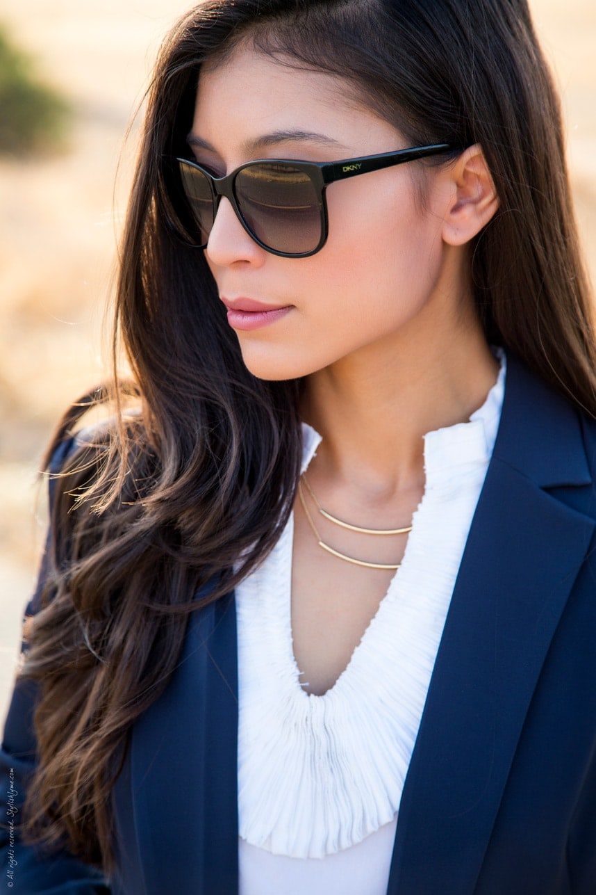 Navy Blue and White Summer Outfit - Visit Stylishlyme.com for more outfit photos and style tips