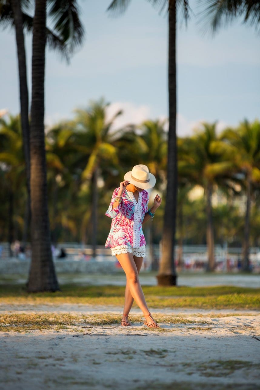 Stylish beach Attire- Visit stylishlyme.com to see more pictures and read about stylish beach attire