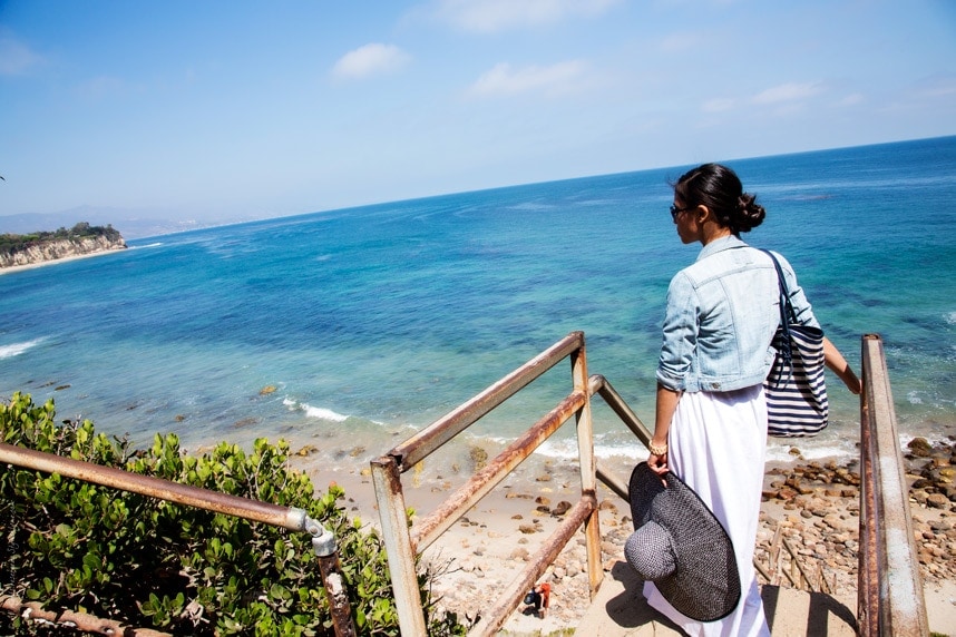 A Summer Beach Outfit for California - Stylishlyme.com