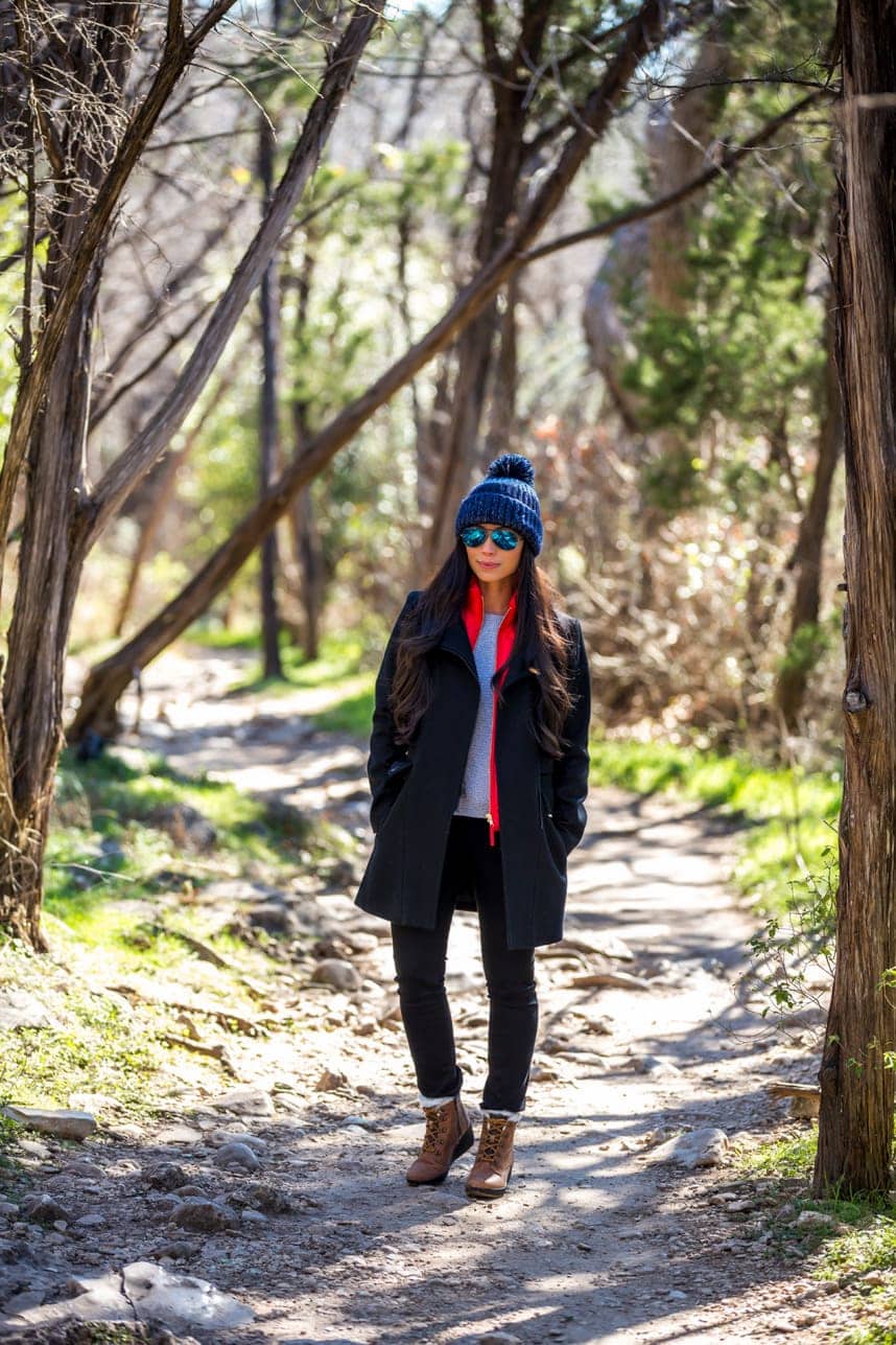 Winter hiking outfit for the calm hike