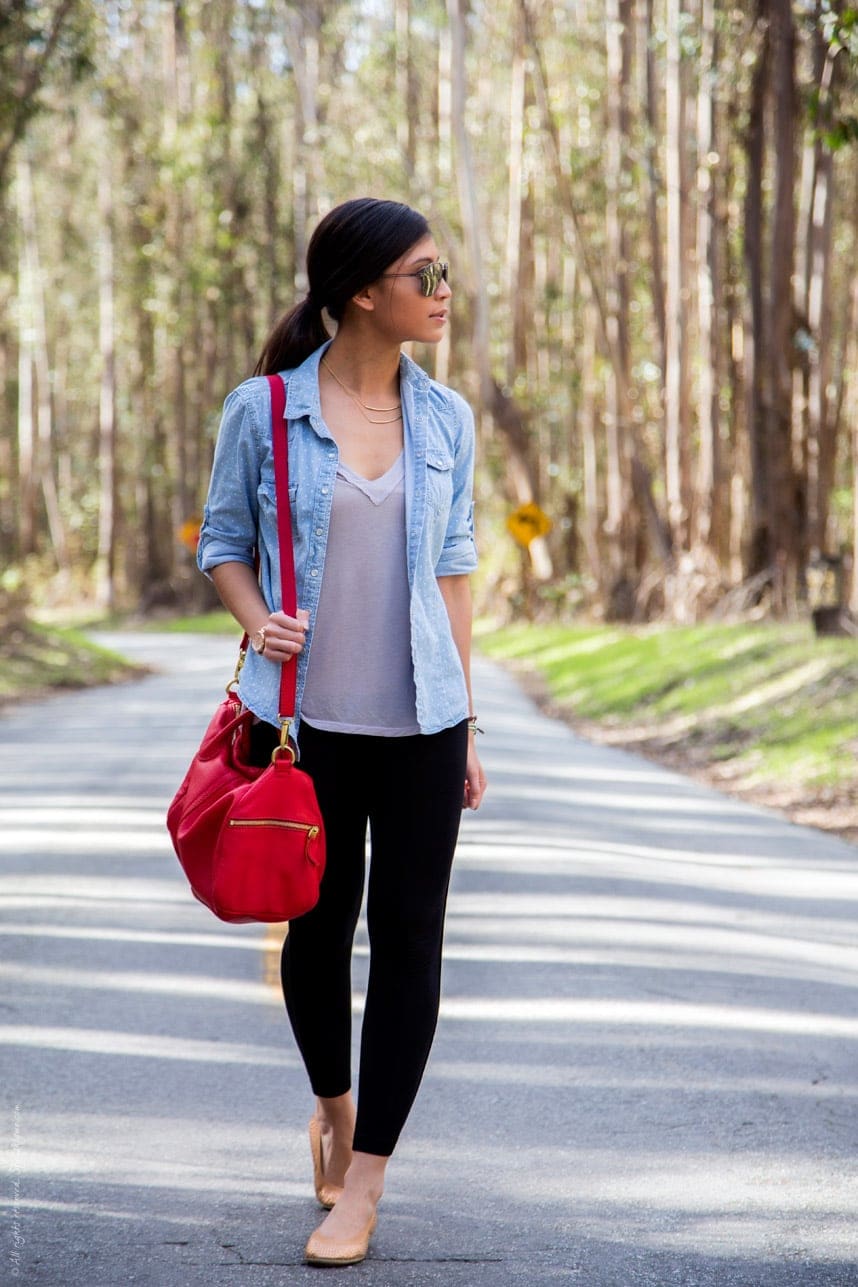 comfortable stylish road trip outfit - Stylishlyme.com