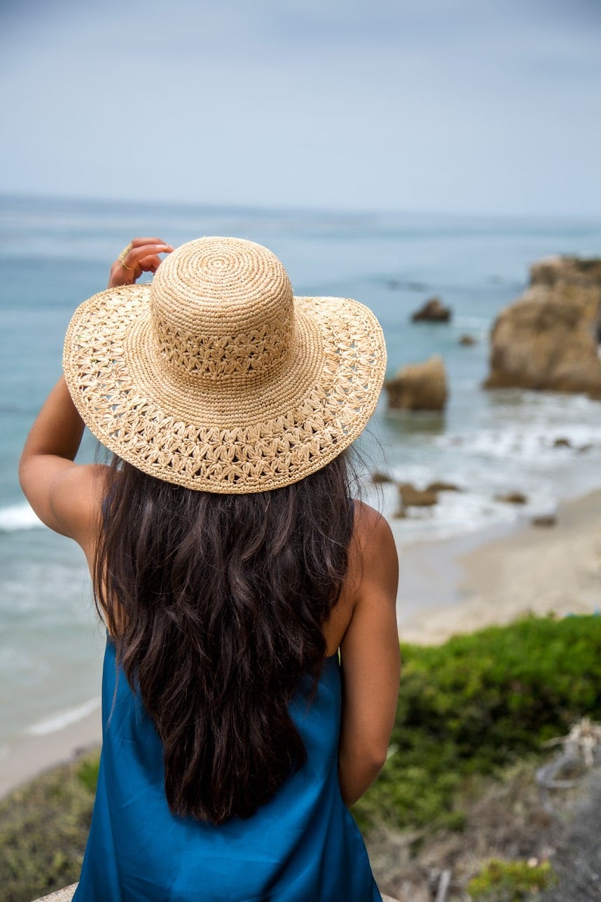 cute beach clothes - Visit stylishlyme.com to view more style photos and read style tips on cute beach outfits 