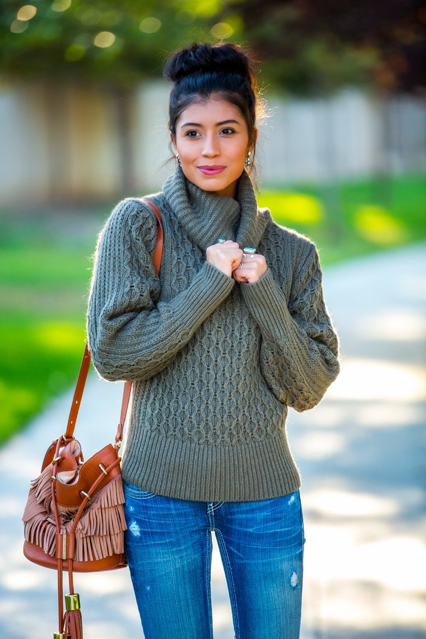 fall outfit - Loving this cute fall outfit! The boots and the sweater are my favorite, great outfit inspiration for fall!