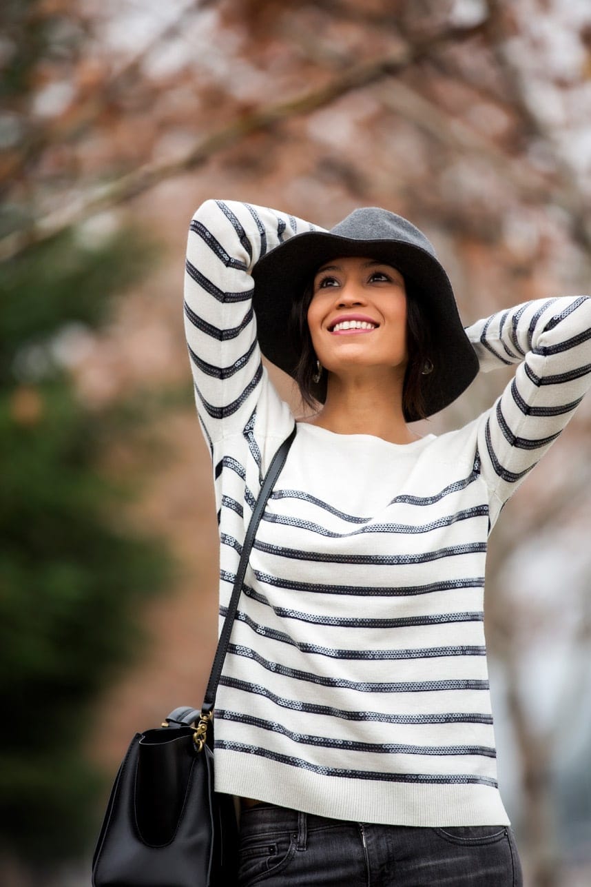 how to wear a hat - Visit Stylishlyme.com to see read some tips on how to wear gray jeans and boots 