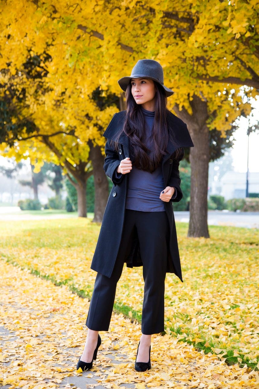 wide lapel black coat - Stylishlyme